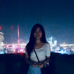 Meet your Posher, Elisa